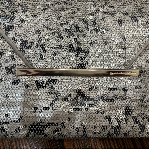BCBGMAXAZRIA Sequin Envelope Clutch Formal Evening Bag Purse Silver - Picture 6 of 7